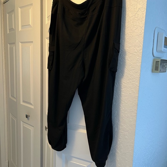 JONES NY BLACK 2X CARGO JOGGERS - Picture 11 of 14